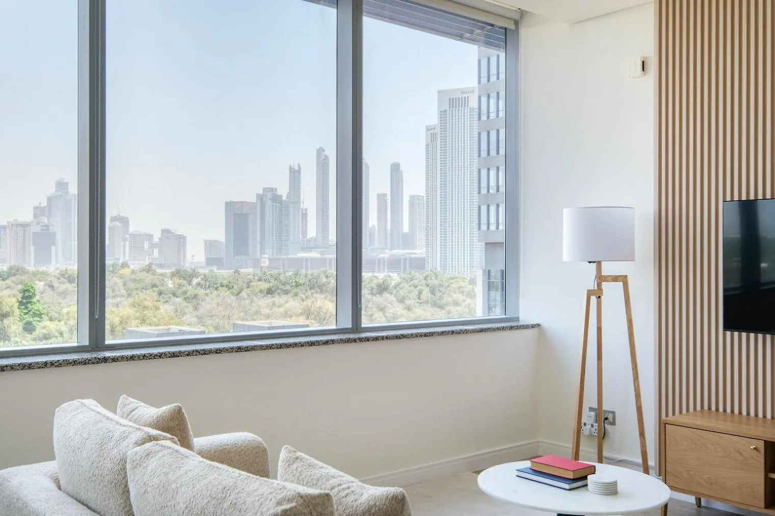 Blueground Difc Roof Pool Underground Parking Dxb-1505 Apartment Dubai